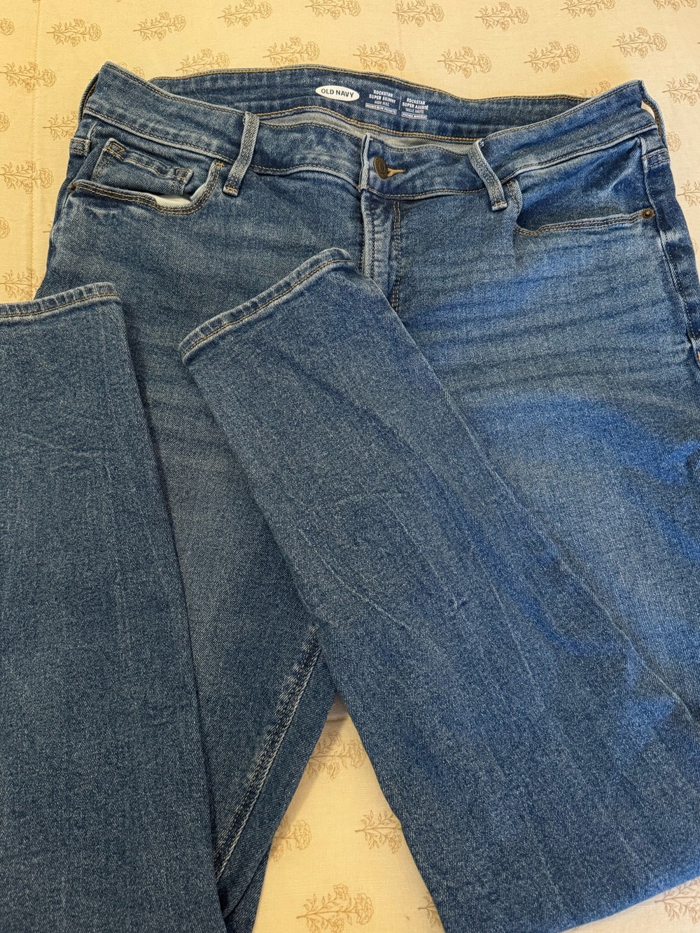 Old Navy Rockstar Super Skinny High Rise Jeans